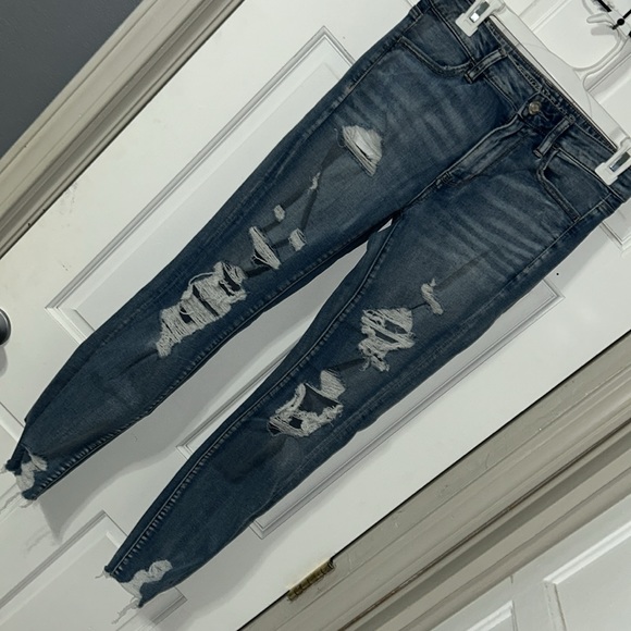 American Eagle crop jeans - Picture 7 of 9